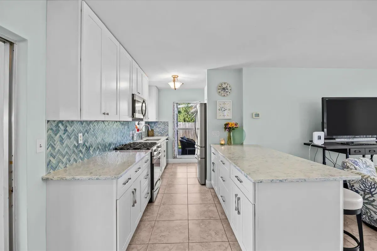 6-Kitchen at 2872 SE Wiltshire Terrace, Port St. Lucie