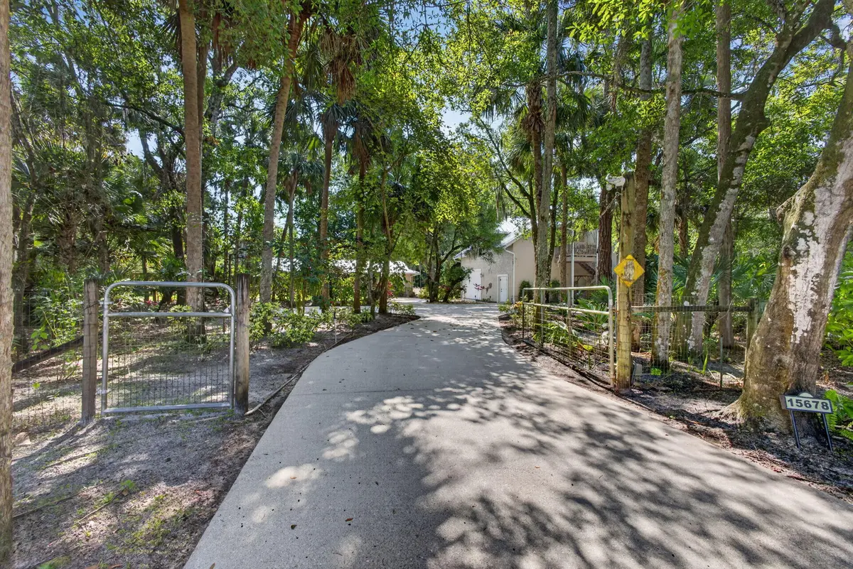 Gated Entrance at 15678 95th Avenue, Jupiter