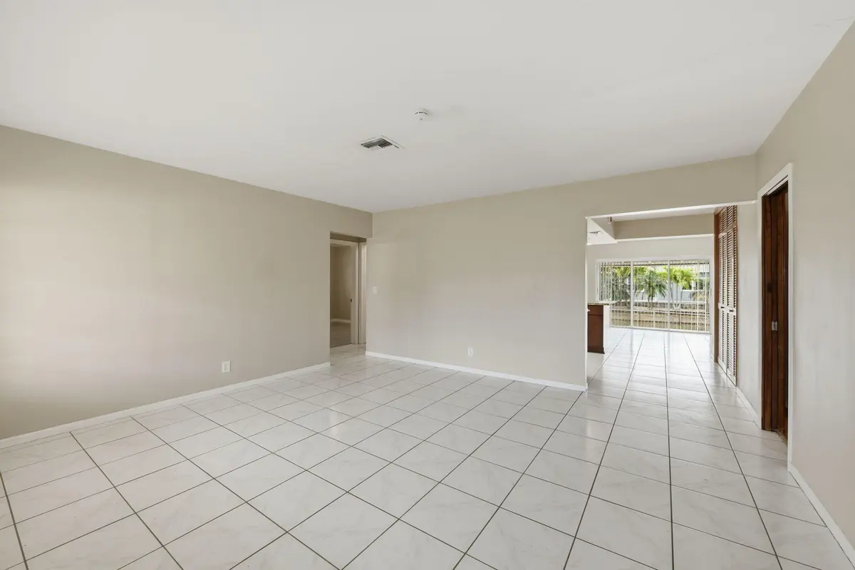 ListerPros_005 at 1772 NW 38th Street, Oakland Park