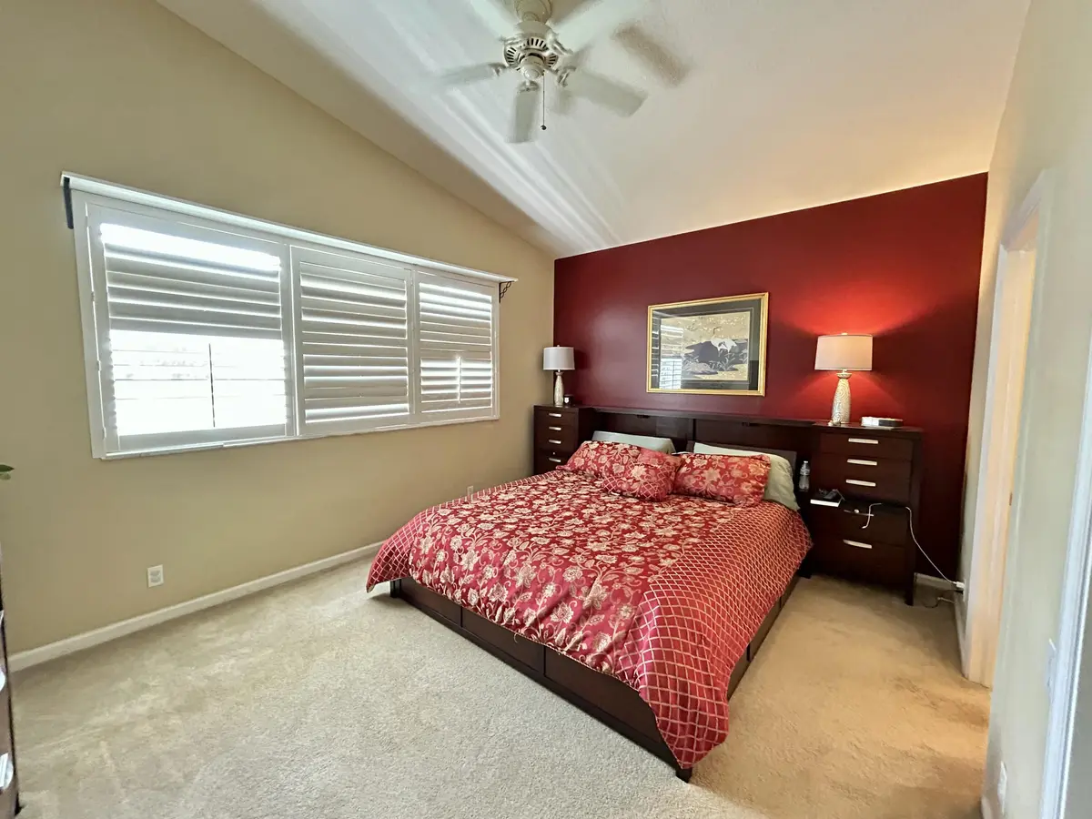 MASTER BED at 360 NW Shoreline Circle, Port St. Lucie