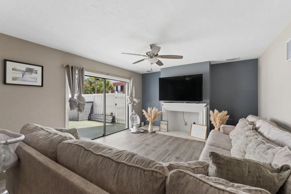 12-web-or-mls-DSC00480 at 1425 Oxford Lane, Boynton Beach