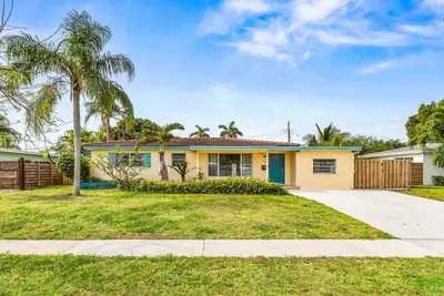 360 NE 23rd Way, Boca Raton – sold