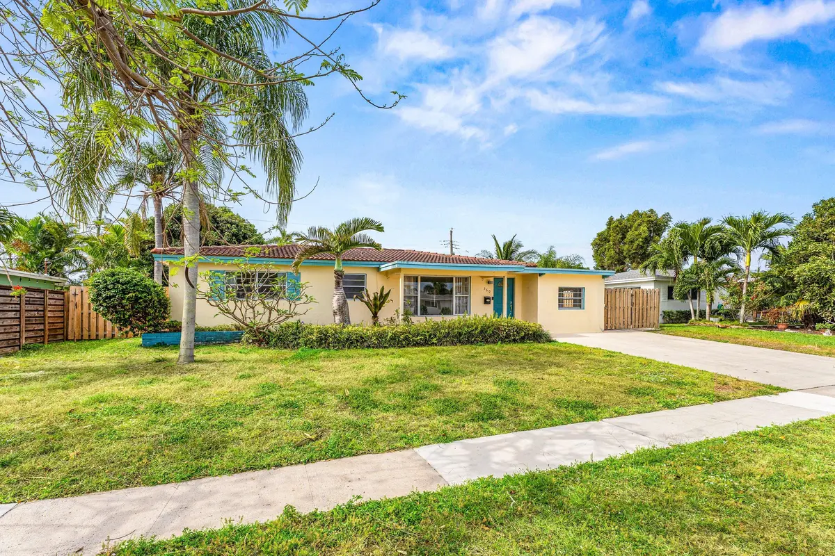Exterior at 360 NE 23rd Way, Boca Raton