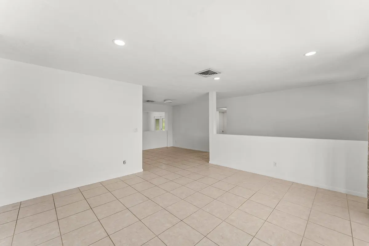 Living Room at 360 NE 23rd Way, Boca Raton