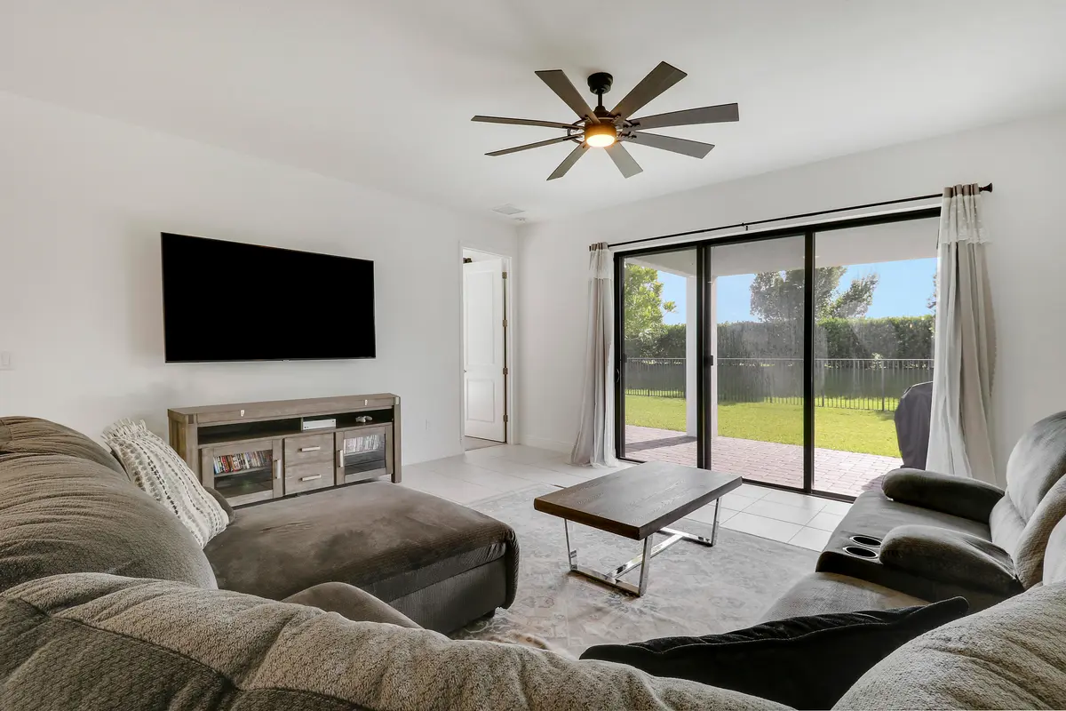 Living Area at 4919 Coquina Place, Westlake