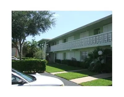 1561 NW 20th Avenue 101, Delray Beach – Condominium for sale