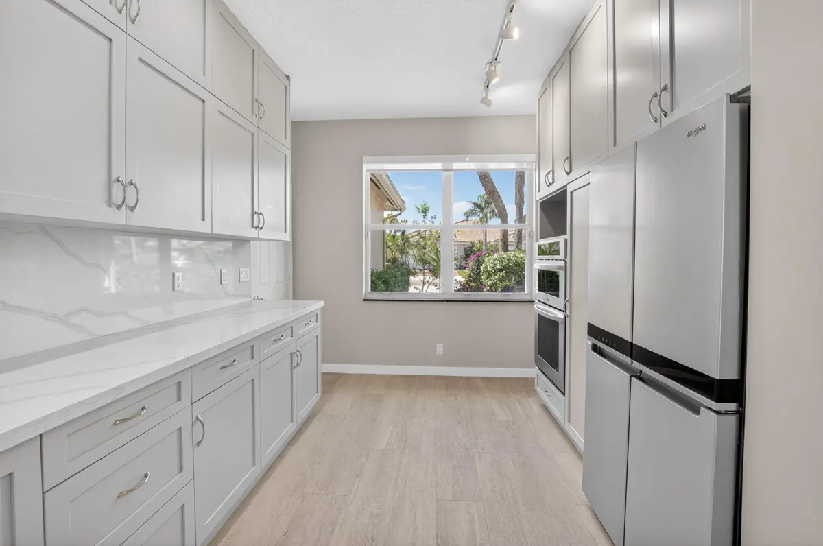 Expansive Primary Kitchen at 5791 Island Reach Lane, Boynton Beach