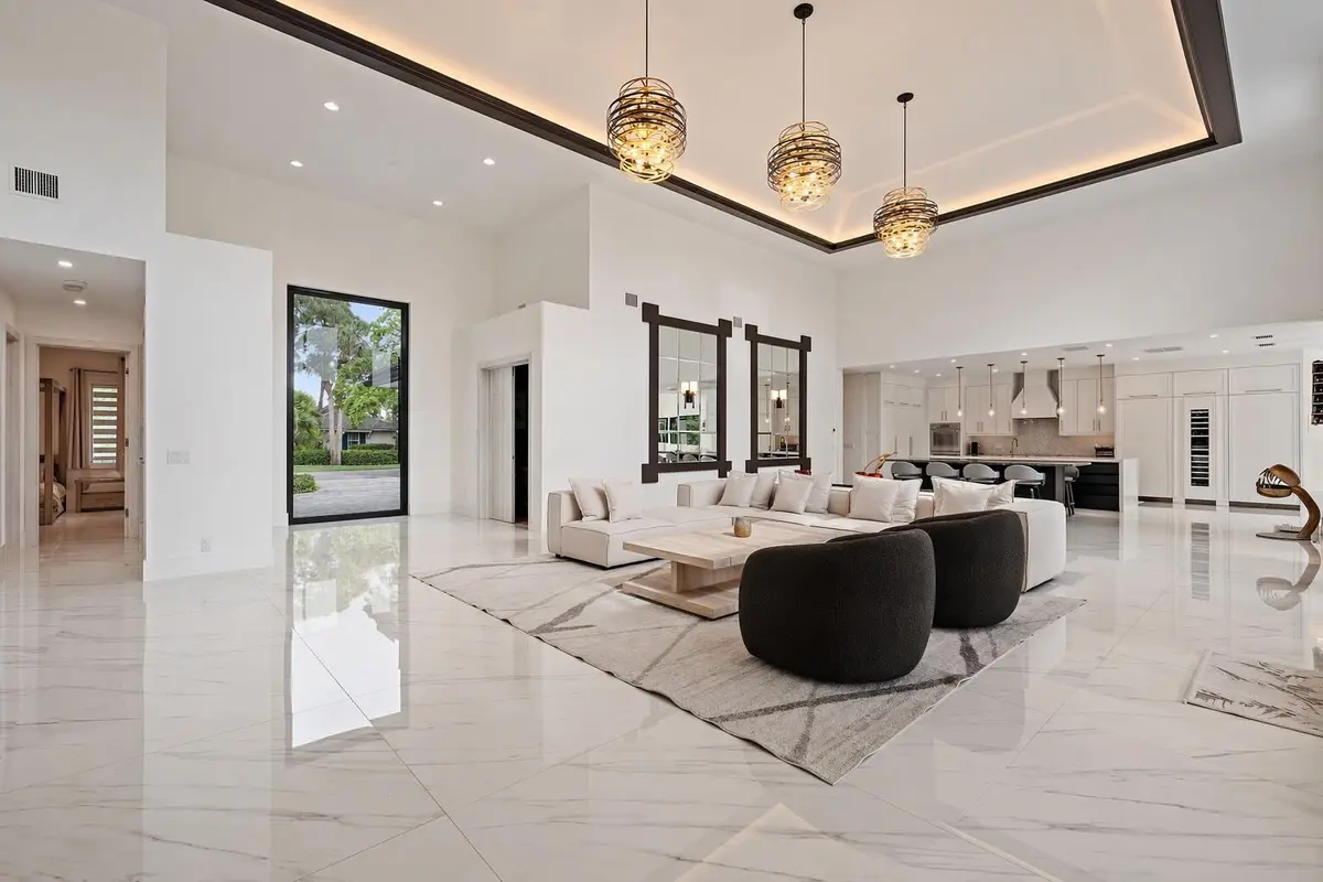 Main area at 13220 Sabal Chase, Palm Beach Gardens