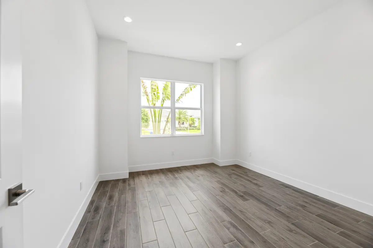 shoootin-photo-3 at 10118 Driftwood Way, Palm Beach Gardens