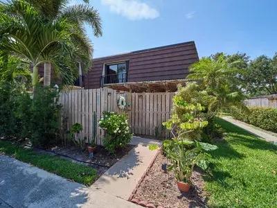 803 8th Lane, Palm Beach Gardens – sold