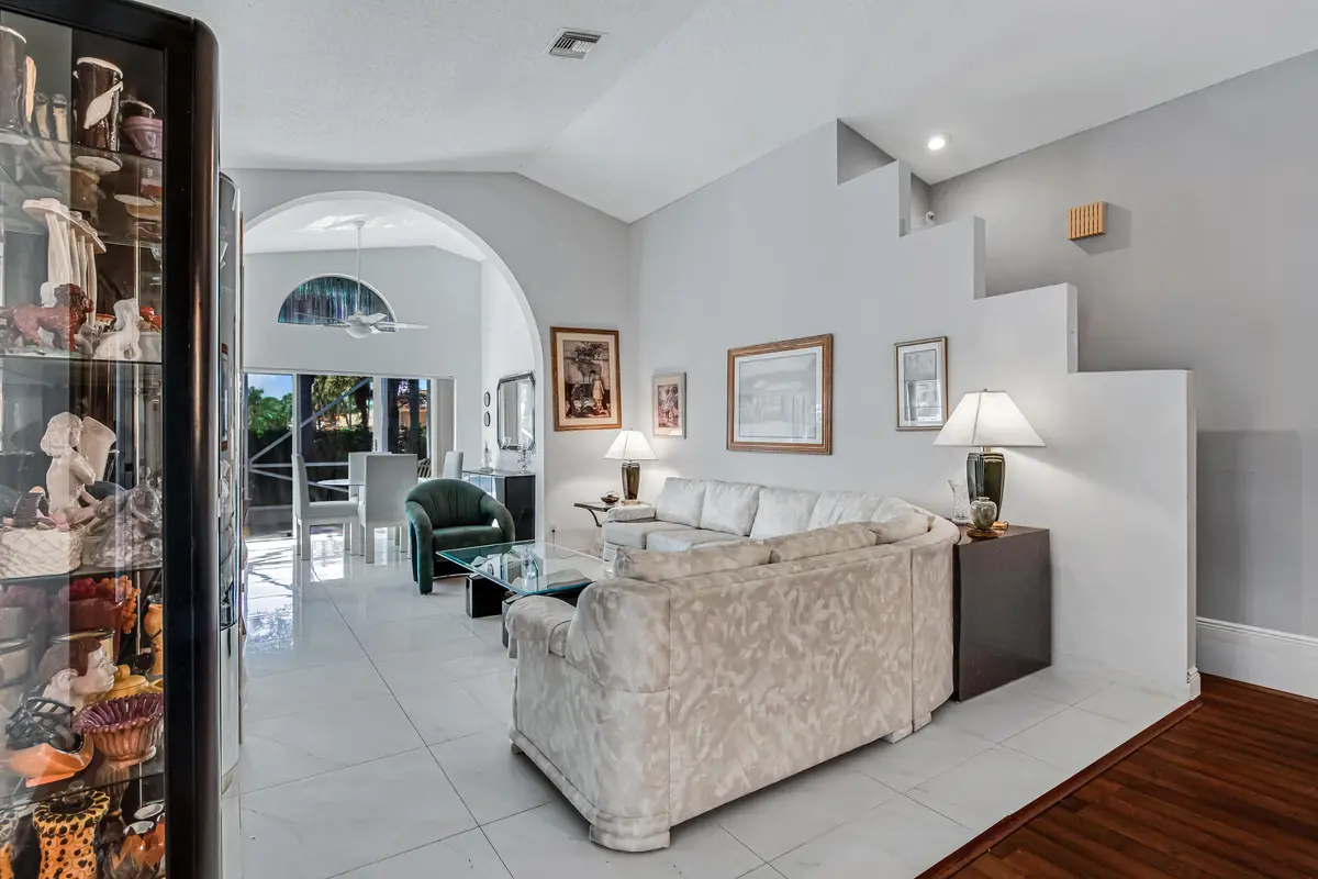 Living Area at 9822 Harbour Lake Circle, Boynton Beach