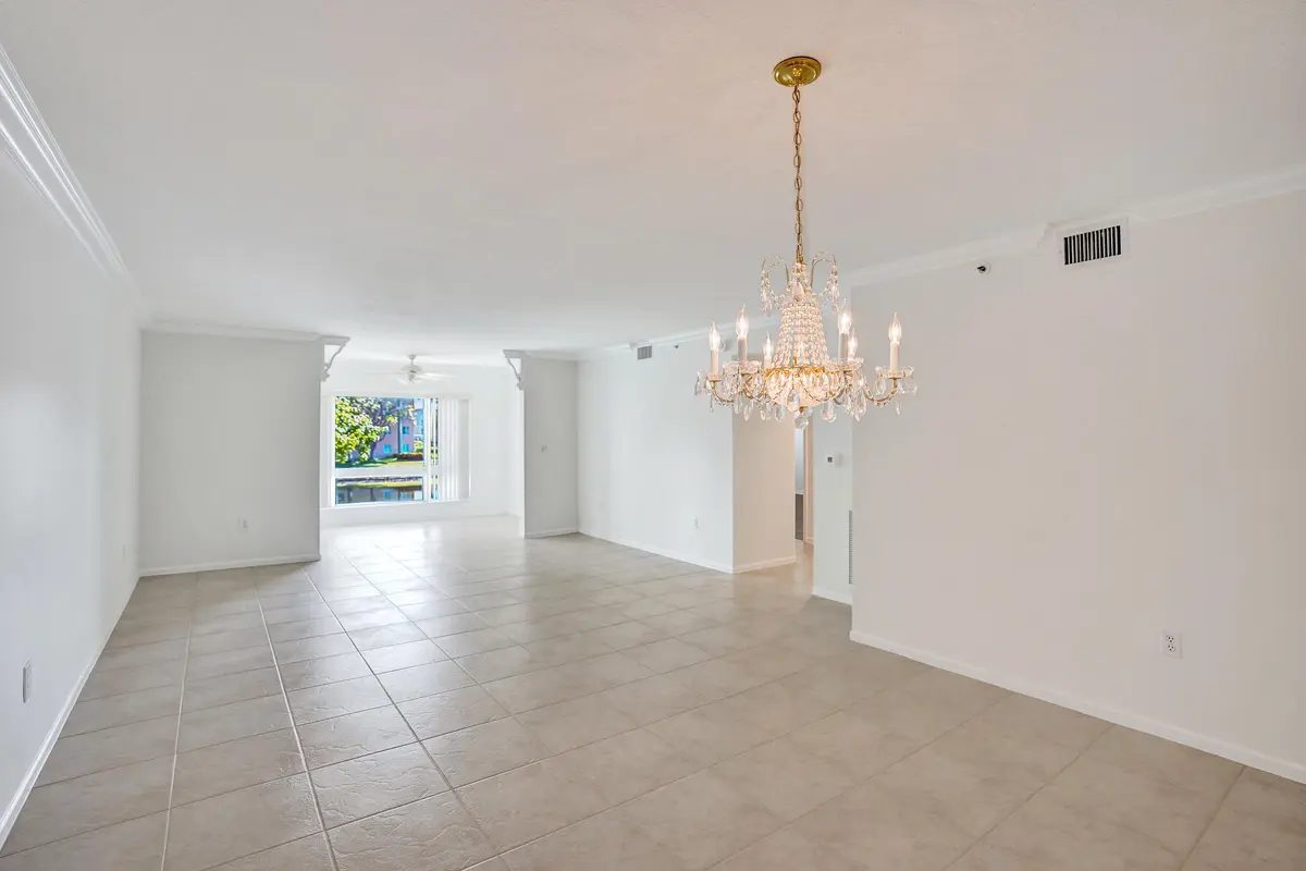 Living Area at 5777 Gemstone Court 207, Boynton Beach