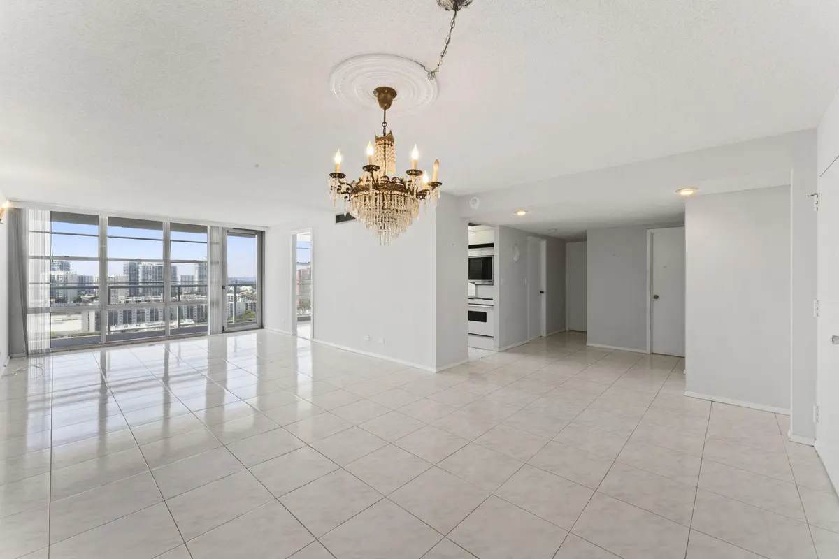 5-web-or-mls-230-174th-st-2402 at 230 174th Street 2402, Sunny Isles Beach