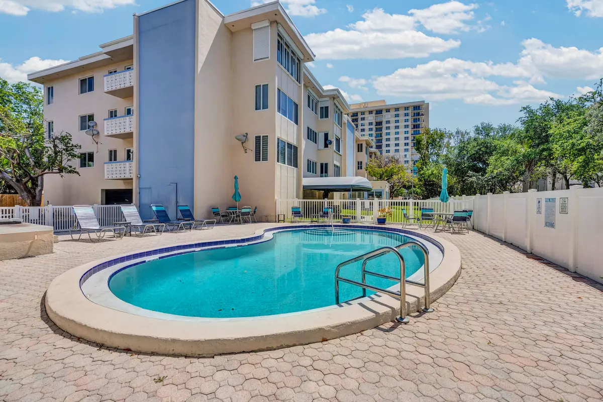 DSC09591 at 1965 S Ocean Boulevard 202, Lauderdale-By-The-Sea