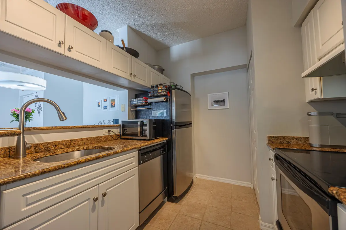 153A0039-HDR at 2412 Tuscany Way, Boynton Beach