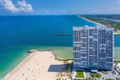 2200 S Ocean Lane 2805, Fort Lauderdale – Condominium for sale