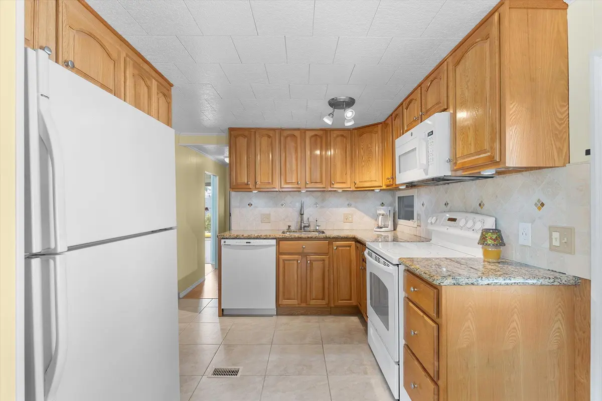 03-8630 SW 21st Ct, Davie-16 at 8630 SW 21st Court, Davie