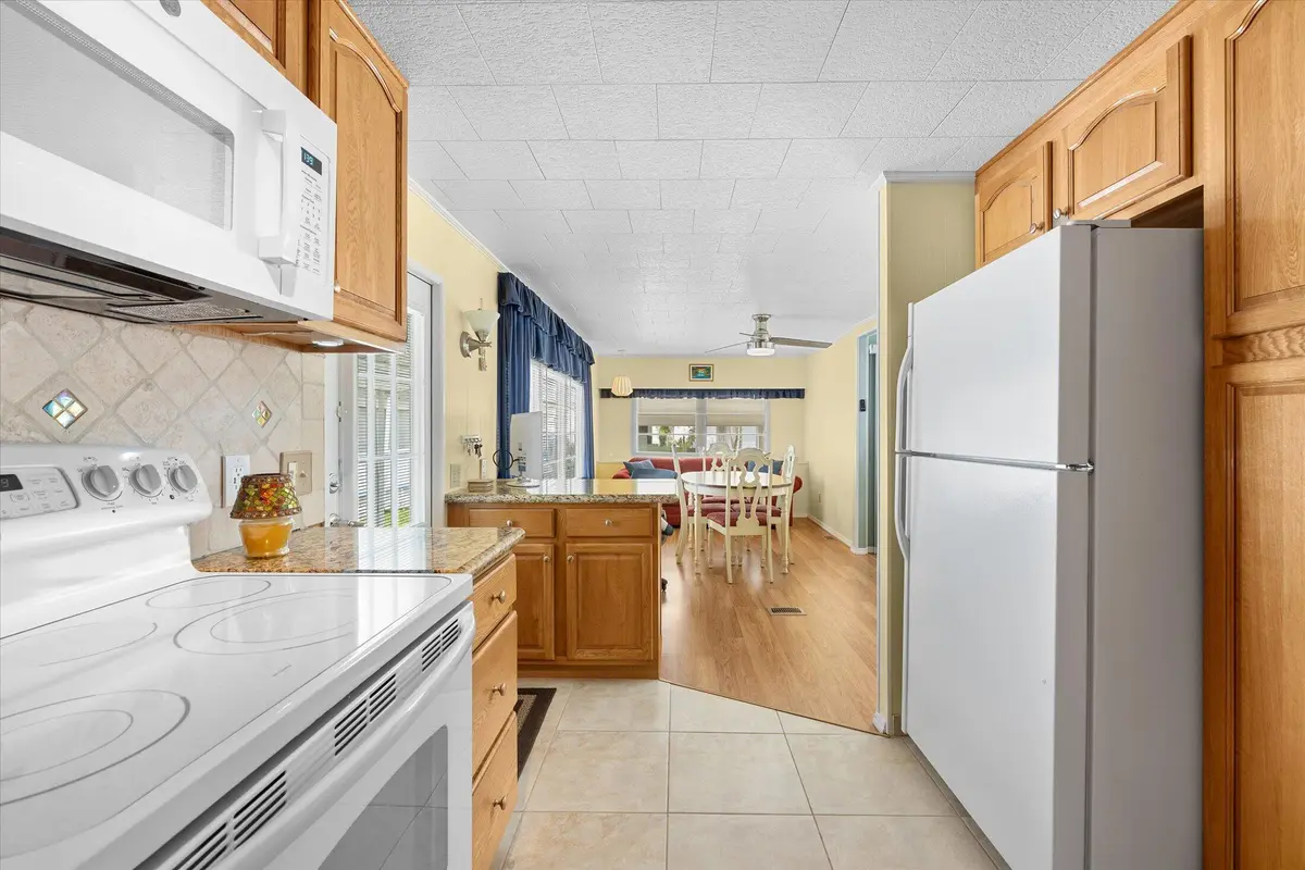 05-8630 SW 21st Ct, Davie-20 at 8630 SW 21st Court, Davie