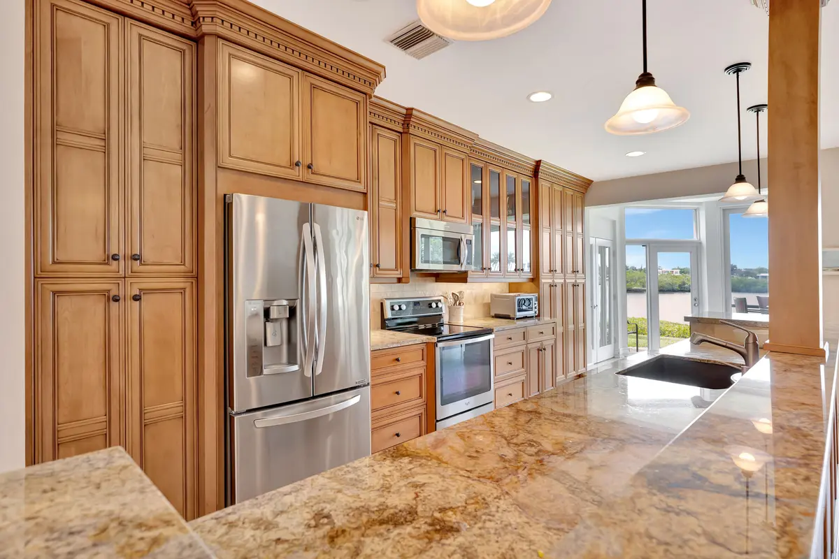 _MLP7647 at 2704 Captains Way, Jupiter