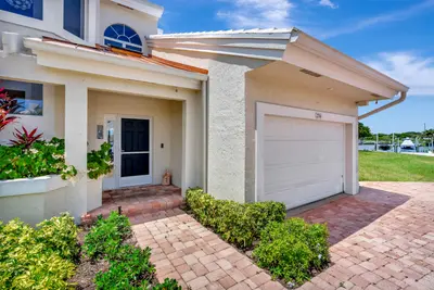 2704 Captains Way, Jupiter – Condominium for rent