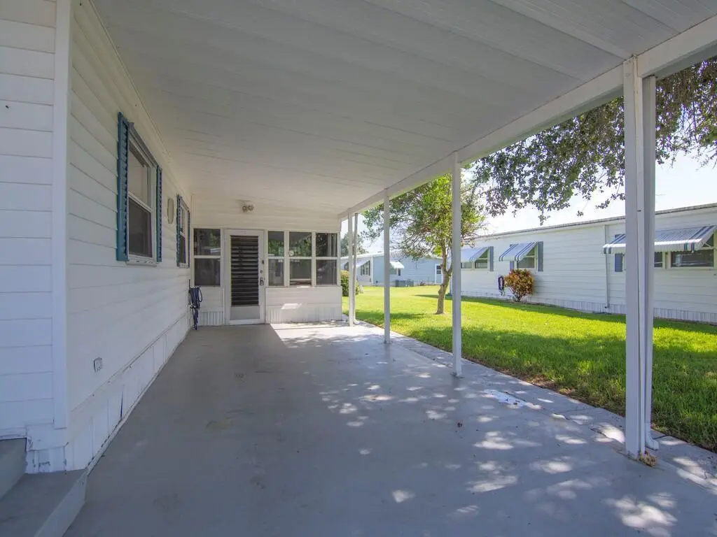 Resized002 at 264 NE Cameo Way, Jensen Beach