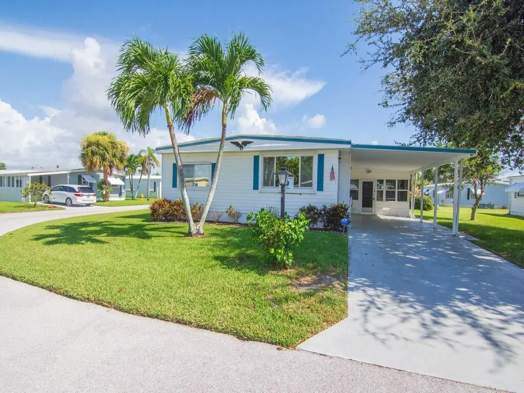 Resized004 at 264 NE Cameo Way, Jensen Beach