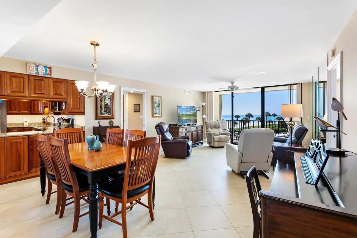 Dining Area at 400 Ocean Trail Way 303, Jupiter