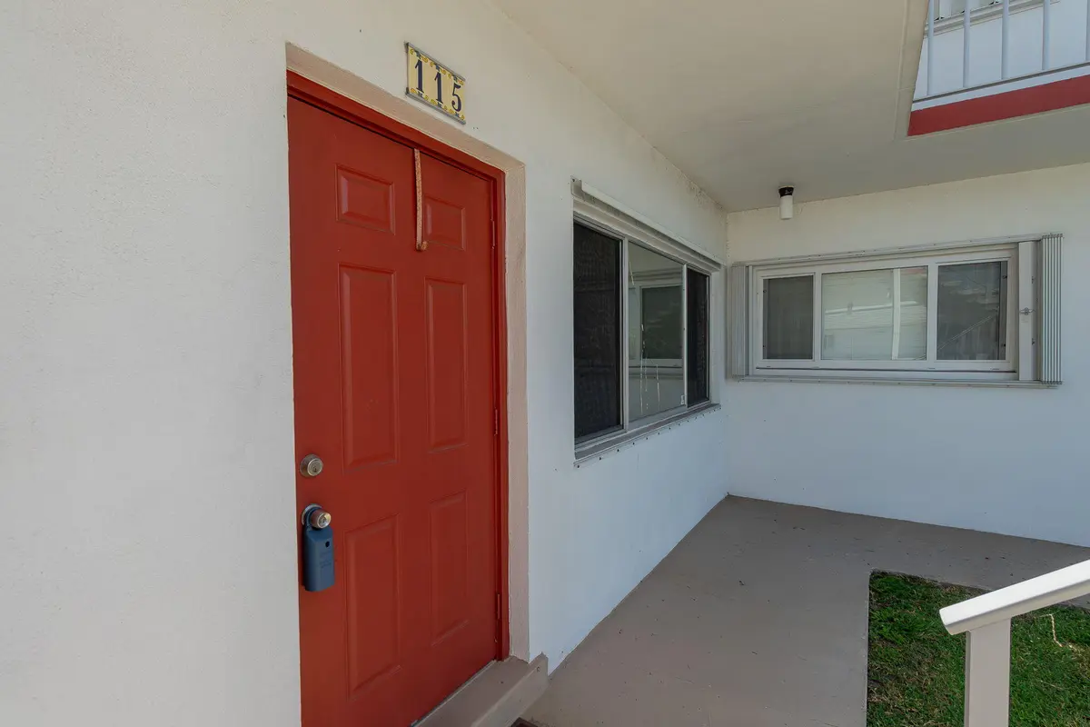 3-web-or-mls-DSC04003 at 3120 Cynthia Lane 115, Lake Worth Beach