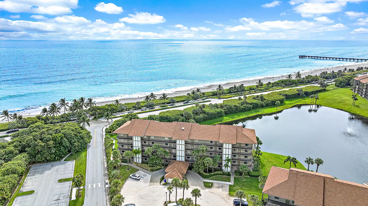 Aerial at 101 S Seas Drive 105, Jupiter