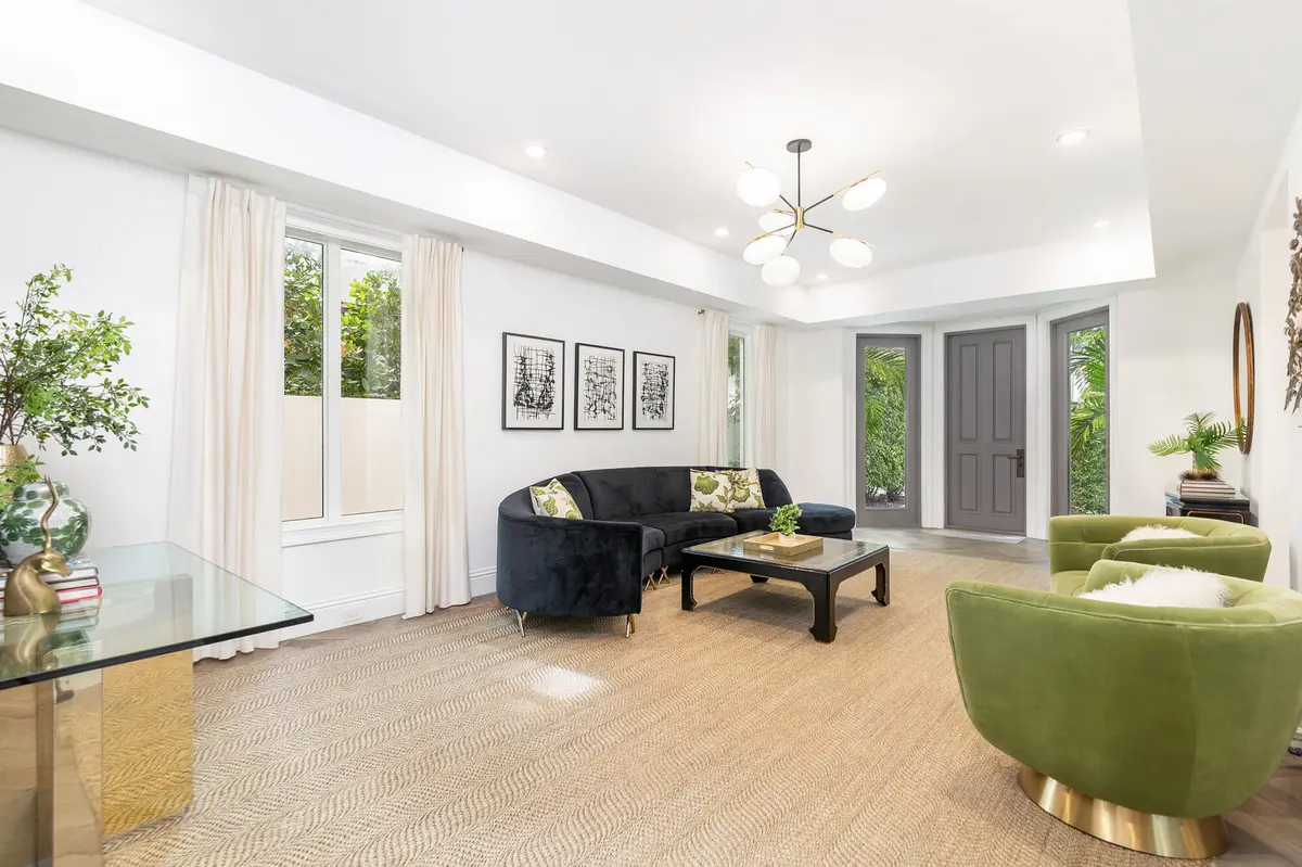 low-1 at 443 Seaview Avenue, Palm Beach