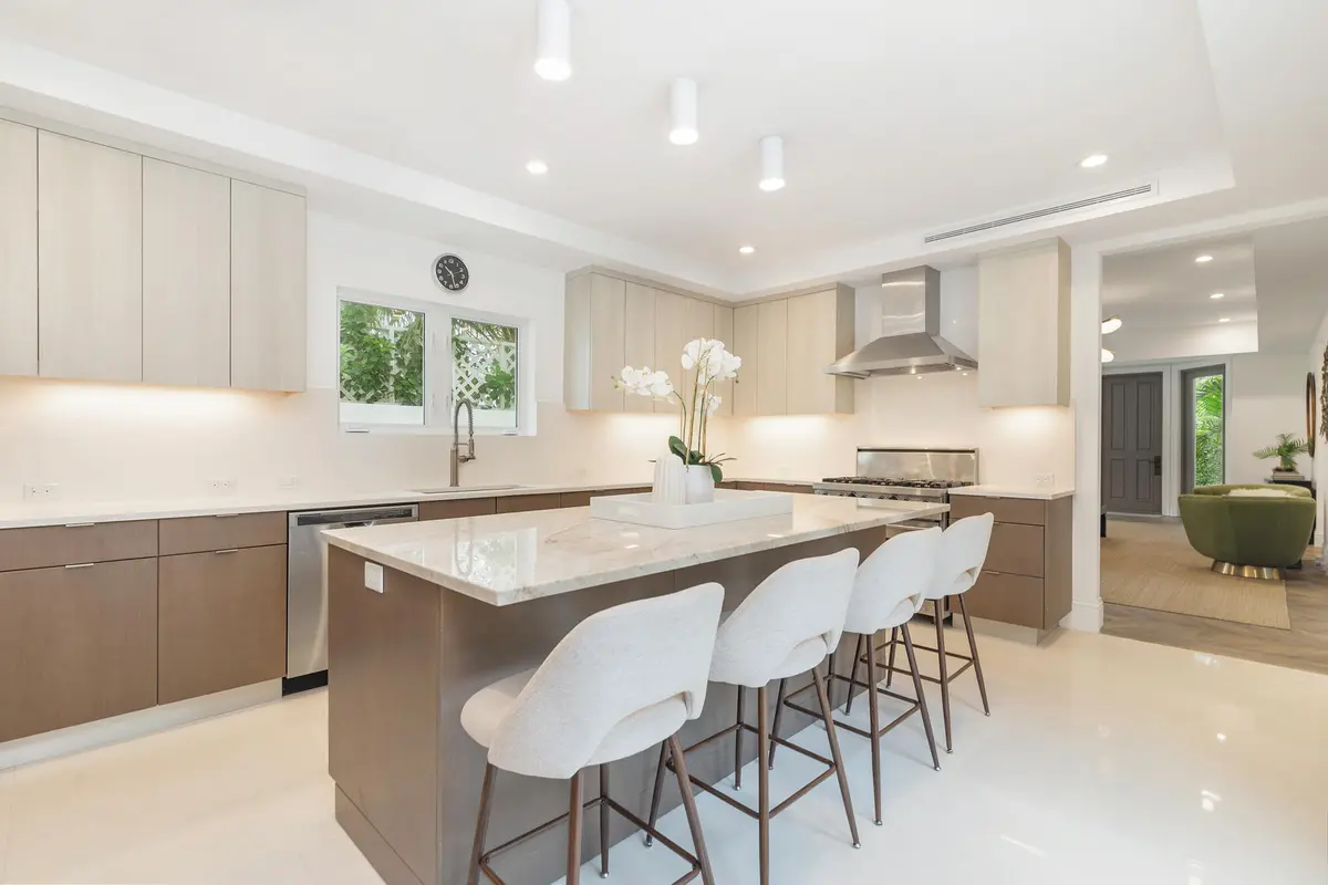 low-5 at 443 Seaview Avenue, Palm Beach