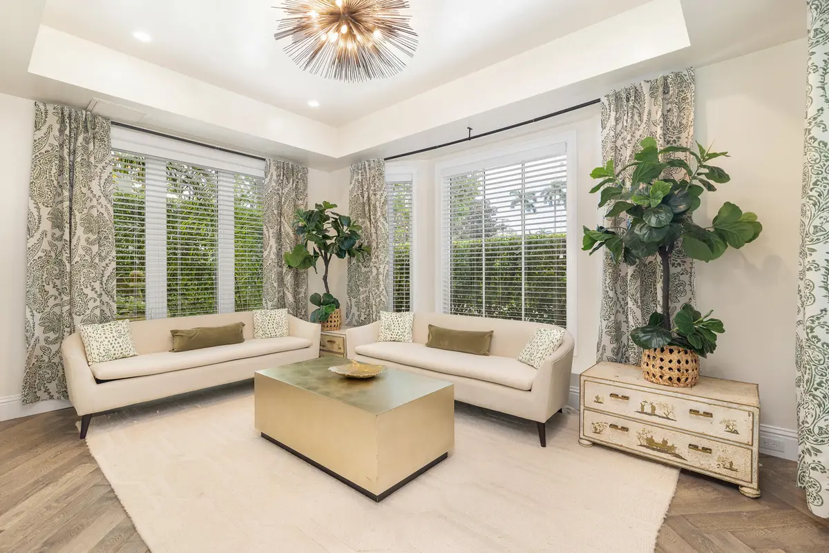 low-7 at 443 Seaview Avenue, Palm Beach