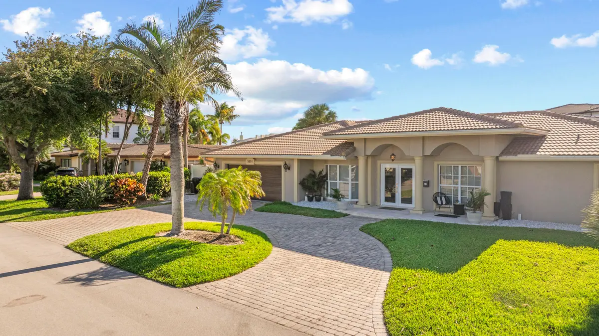 3531 Northeast 30th Ave - 3.jpg-FULL at 3531 NE 30th Avenue, Lighthouse Point