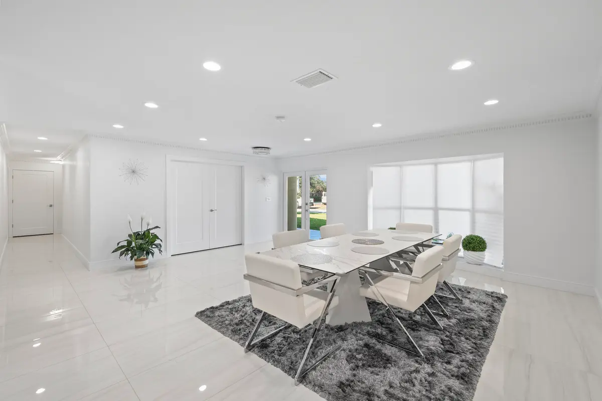 3531 Northeast 30th Ave - 11.jpg-FULL at 3531 NE 30th Avenue, Lighthouse Point