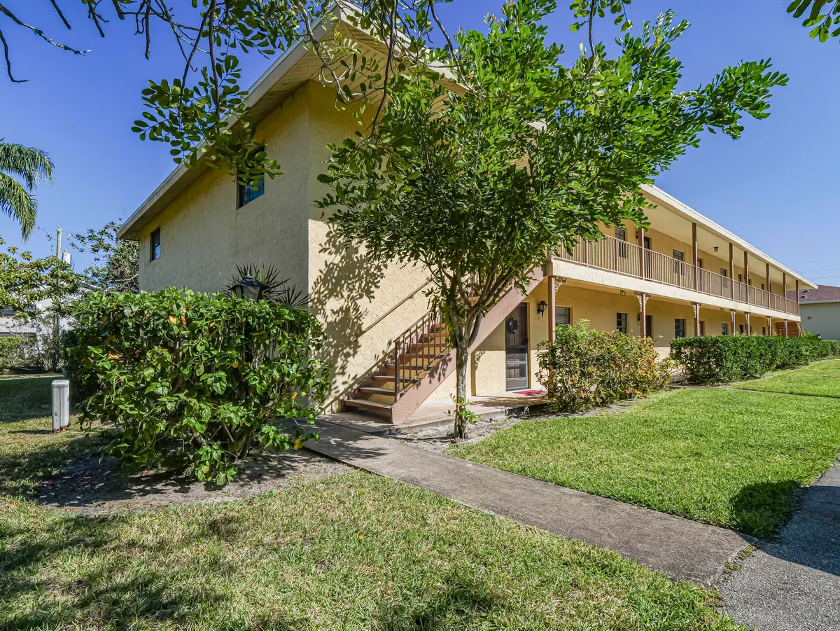 400 18th Street G2, Vero Beach, FL – photo 1