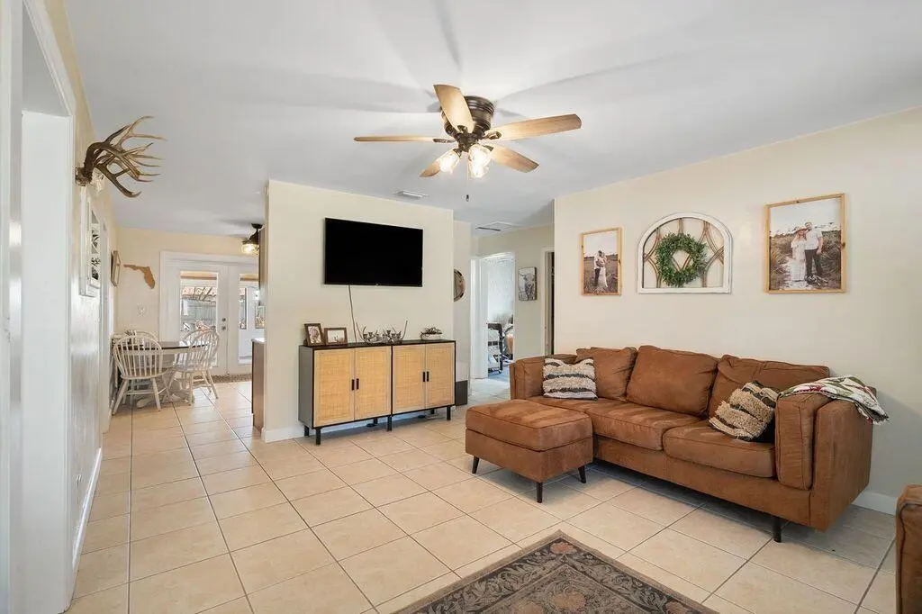 3pLYMTRQ at 2514 SE Washington St Street, Stuart