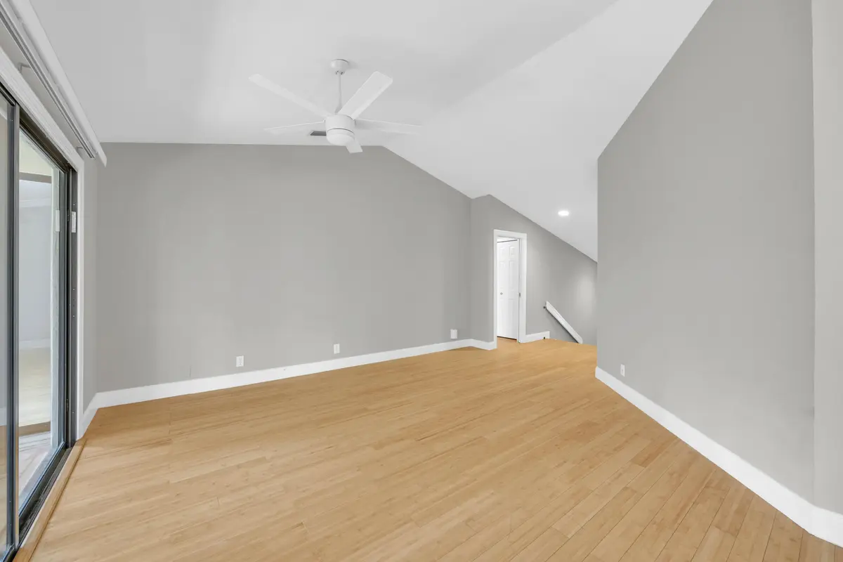 Living Room at 25 Lexington Lane F, Palm Beach Gardens