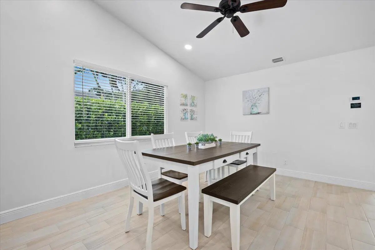 007-LUX_8491 at 6075 Francis Street, Jupiter