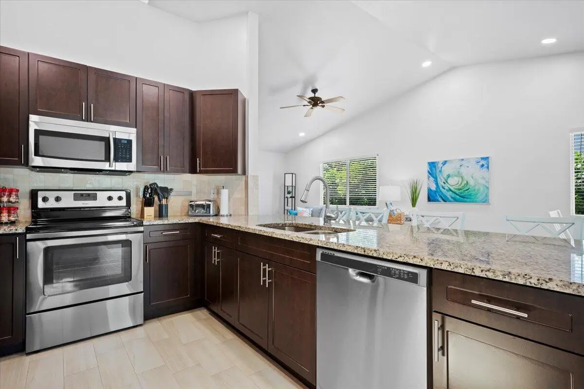 017-LUX_8511 at 6075 Francis Street, Jupiter