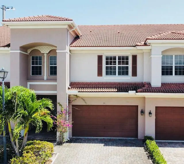 Front view at 30 Beechdale Lane, Boynton Beach