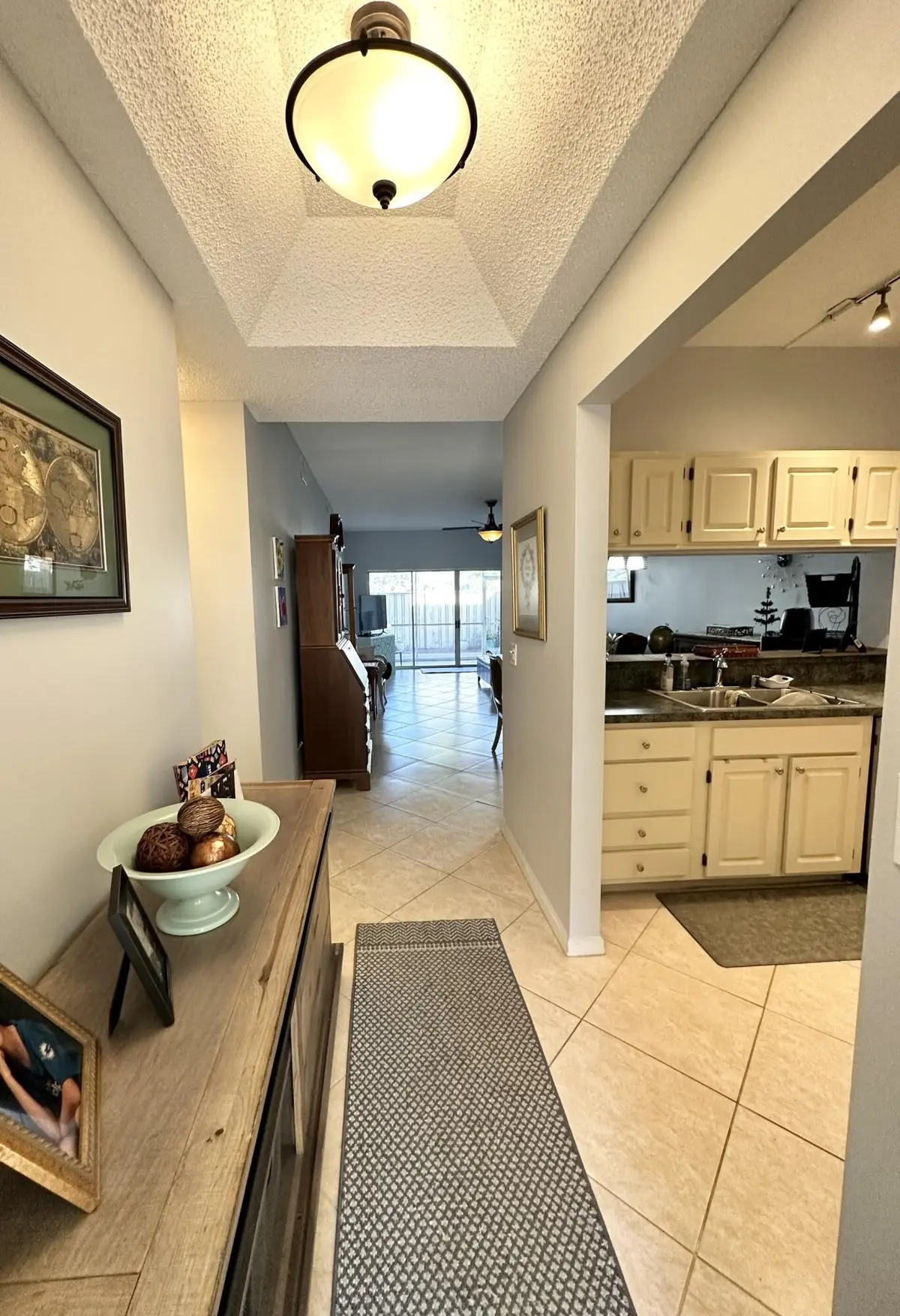 Entryway at 101 Cypress Point Drive 101, Palm Beach Gardens