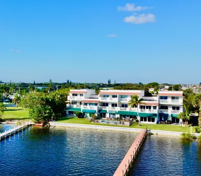 324 N Lake Drive, Lantana – sold