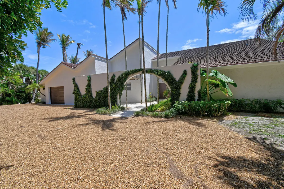 114NBeachRd(4)EDIT (1) at 114 N Beach Road, Jupiter Island