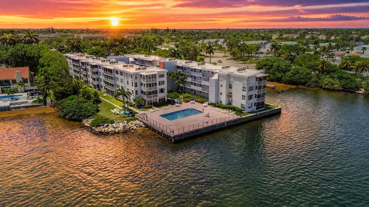 Sunset at 1820 New Palm Way 308, Boynton Beach