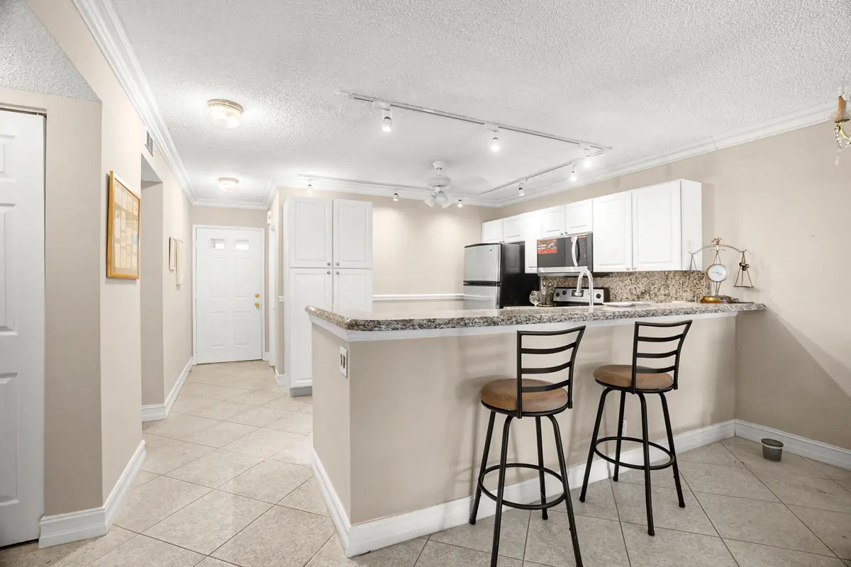 18900 Stewart Circle 7, Boca Raton, FL – photo 7