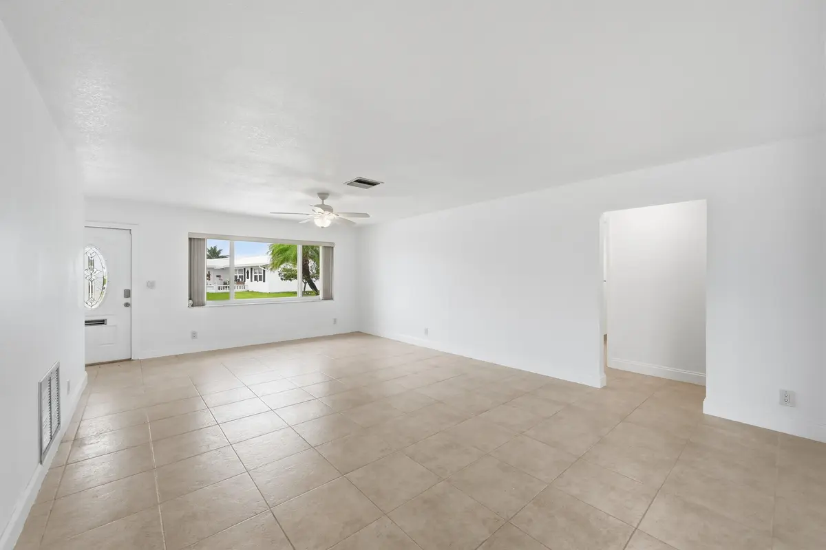 07_stl_3574 at 1316 SW 23rd Street, Boynton Beach