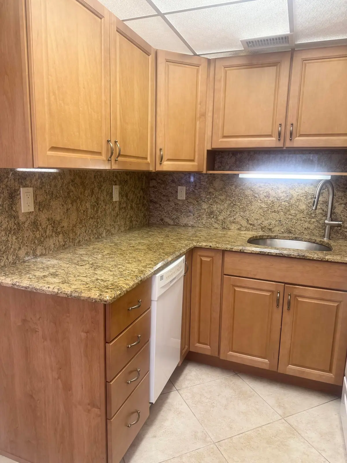 IMG_3142 at 2381 Sunset Avenue 117, Lake Worth Beach