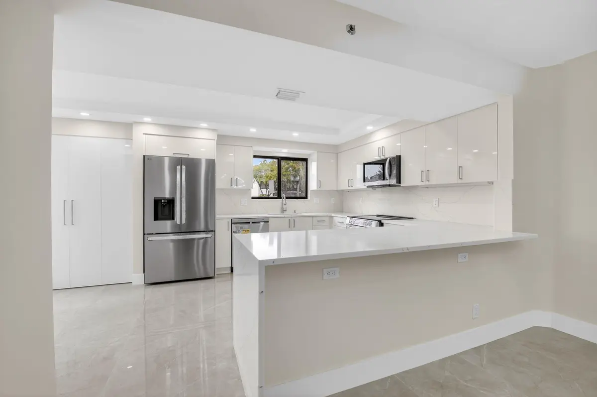 6-web-or-mls-DSC_7394 at 15350 Strathearn Drive 12501, Delray Beach