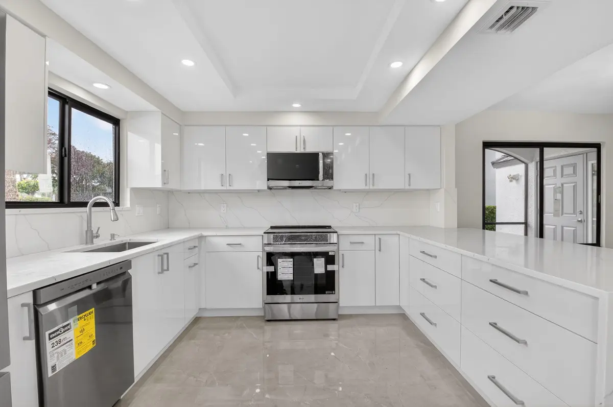 8-web-or-mls-DSC_7403 at 15350 Strathearn Drive 12501, Delray Beach