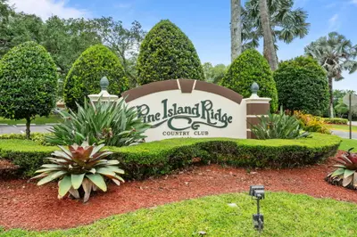 9470 Live Oak Place 204, Davie – Condominium for sale